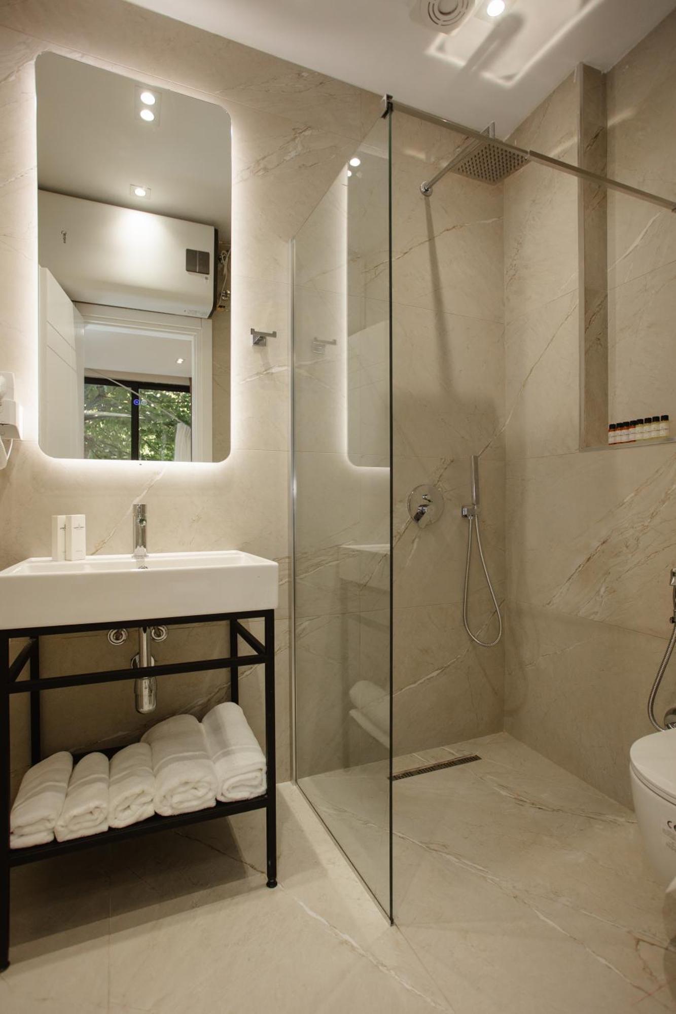 Downtown Hotel شكودر المظهر الخارجي الصورة